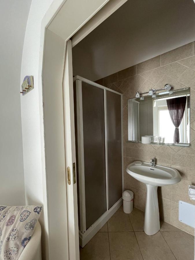 Bed and Breakfast Book And Bed Maglie Exterior foto